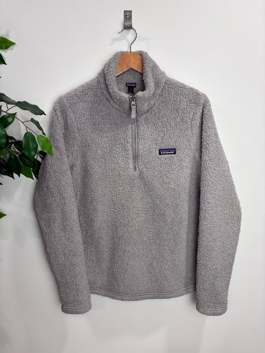 Women’s Patagonia Sweater (Medium)