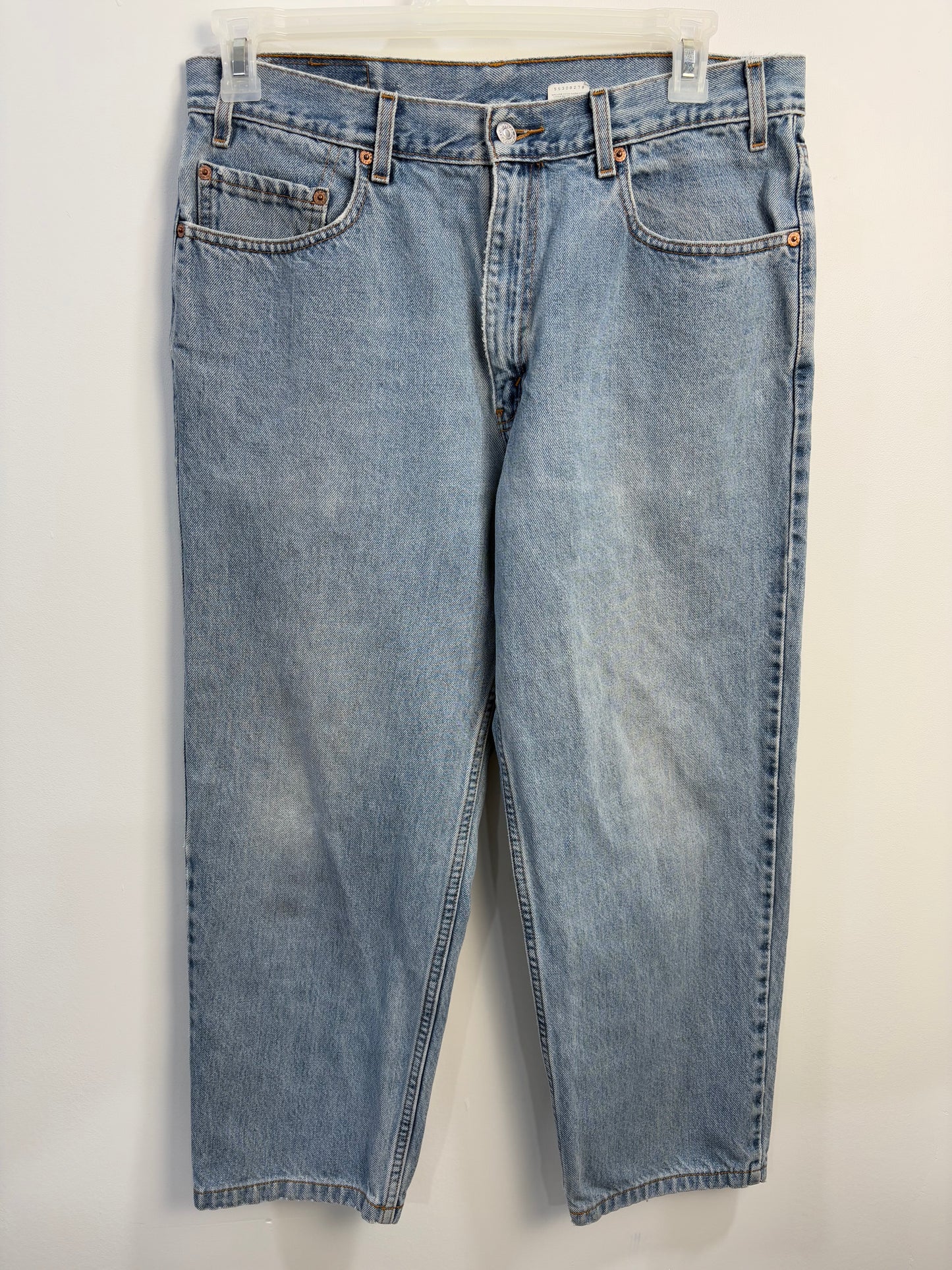Vintage Levi’s 550 (36x30)