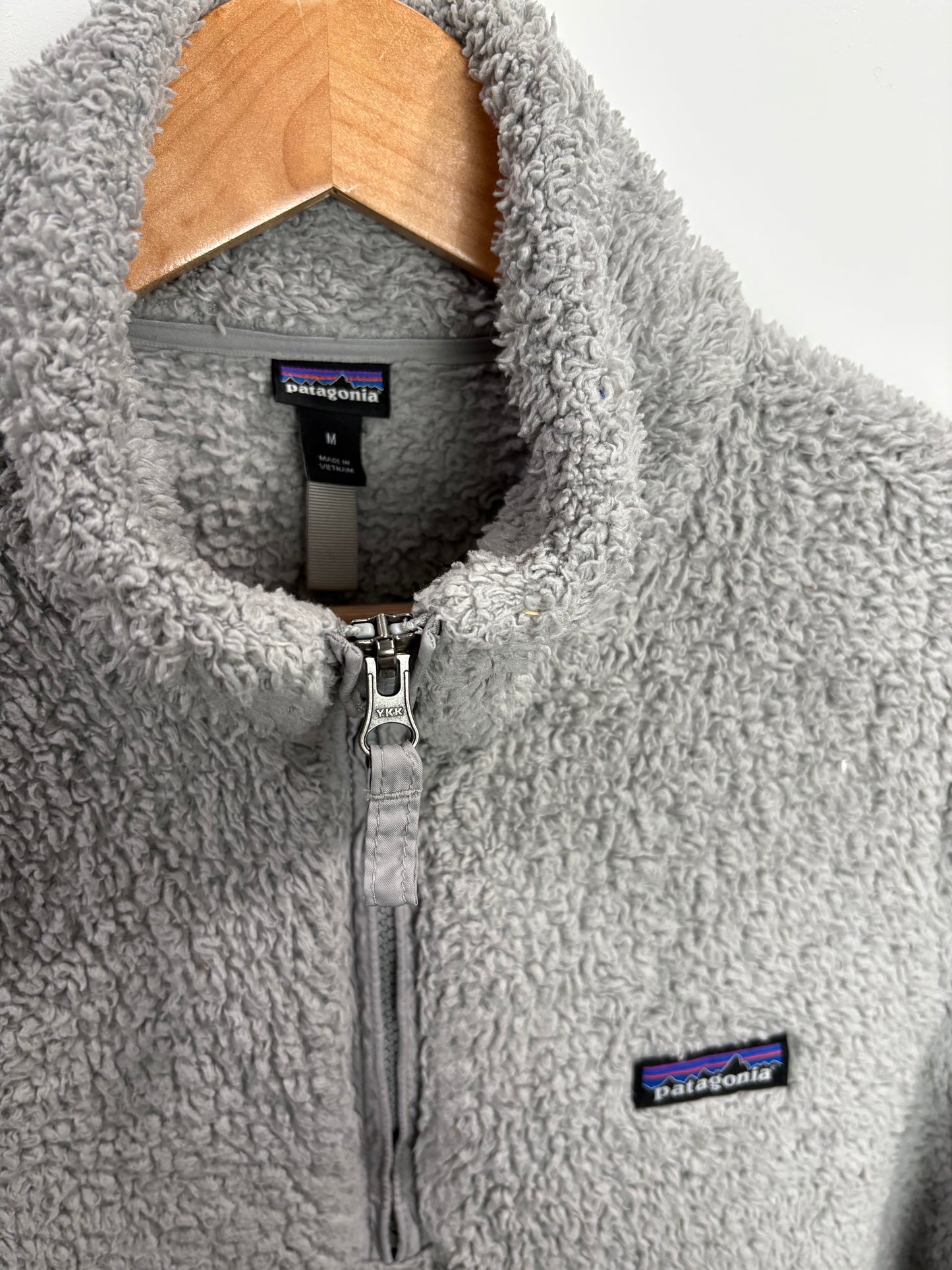 Women’s Patagonia Sweater (Medium)